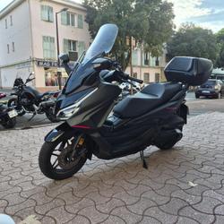 Honda Forza occasion - Fr&eacute;jus - photo 2/4