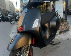 Vespa GTS