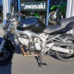 Yamaha FZ 600 occasion - Charleville-M&eacute;zi&egrave;res - photo 2/4