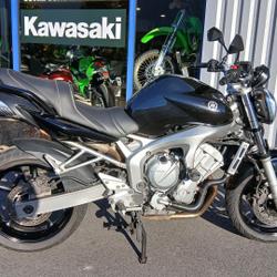 Yamaha FZ 600 occasion - Charleville-M&eacute;zi&egrave;res - photo 3/4