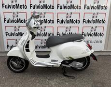 Vespa GTS Arles