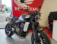 Husqvarna Svartpilen Étupes