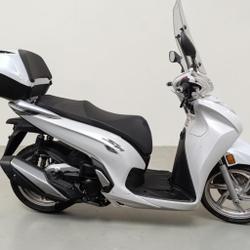 Honda SH occasion - Pressigny-les-Pins - photo 3/5