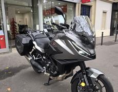 Honda NT Paris 11e Arrondissement
