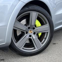 Porsche Cayenne (9YA) 3.0 V6 470CH E-HYBRID Guer