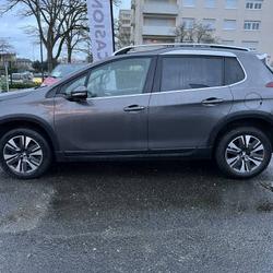 Peugeot 2008 Puretech 110 S&S ALLURE Ch&acirc;teau-Gontier-sur-Mayenne
