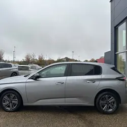 Peugeot 308 III Phase 1 1.2 HYBRID 136CH ALLURE E-DCS6 Guer