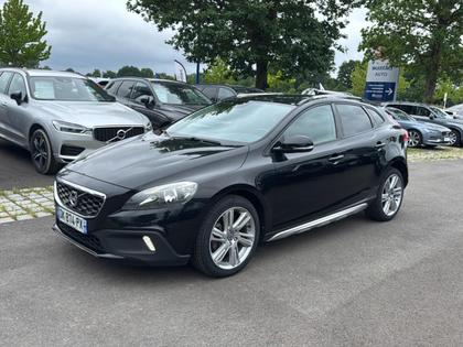 Volvo V40 Cross Country - V40 Cross Country D3 150 Momentum Geartronic A - 13 990 €