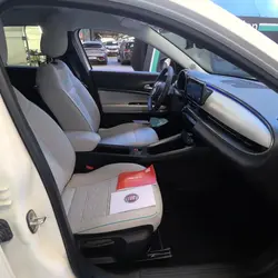 Fiat 600e 1.2 HYBRID 100CH LA PRIMA DCT6 Guer