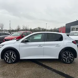 Peugeot 208 1.2 HYBRID 145CH GT E-DCS6 Mordelles