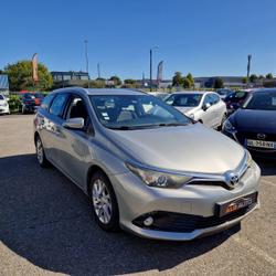 Toyota Auris Touring Sports 112 D-4D DYNAMIC occasion - Brest - photo 2/23