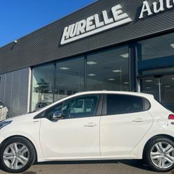 Peugeot 208 1.2 ESSENCE 82CH STYLE 5P &Eacute;chirolles