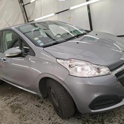 Peugeot 208 1,5 HDI 100 CH 5 PLACES Lanester