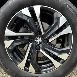 Peugeot 2008 1.2 PURETECH 130CH S&S GT EAT8 Guer