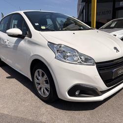 Peugeot 208 1,5 HDI 100 CH 5 PLACES Lanester