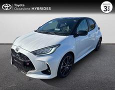 Toyota Yaris Cerisé