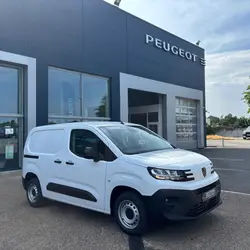 Peugeot Partner M ESSENCE 110CH 17459&euro; HT Mordelles
