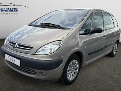 Citroen Xsara Picasso - 1.8i 16V Luxia - 3 490 €