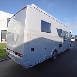 Capucine Adria MERCEDES SPRINTER 2.0 L 170 CV BENZMB417 occasion - Beaulieu-sur-Layon - photo 2/15