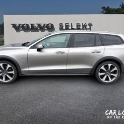 Volvo V60 V60 D4 AWD 190 ch Geartronic 8 Cross Country Pro Saint-Berthevin