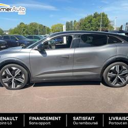 Renault Megane 4 E-Tech EV60 220 ch super charge Iconic Saint-L&ocirc;