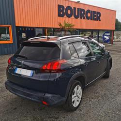 Peugeot 2008 1.2 Ptech 110 ch SIGNATURE La Montagne