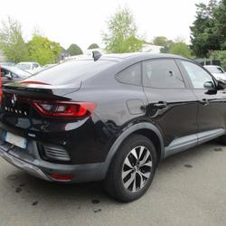 Renault Arkana BUSINESS E-TECH 145 Vitr&eacute;