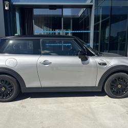 Mini Mini Cooper SE 184ch Edition Premium BVA 5CV V&eacute;nissieux
