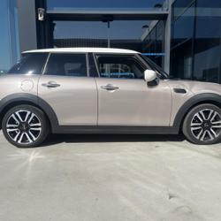 Mini Cooper Cooper 136ch Edition Premium Plus BVA7 V&eacute;nissieux