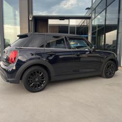 Mini Cooper Cooper 136ch Edition Premium BVA7 V&eacute;nissieux