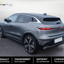 Renault Megane 4 E-Tech 220 ch autonomie confort GSR2 Iconic Concarneau