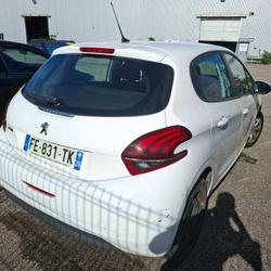 Peugeot 208 1,5 HDI 100 CH 5 PLACES occasion - Lanester - photo 3/7
