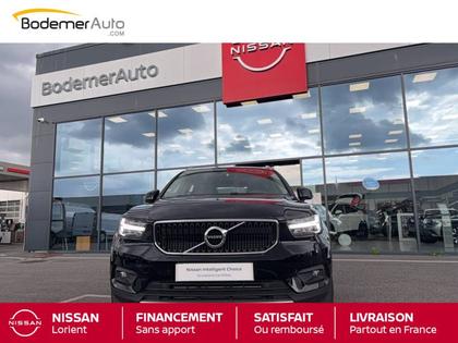 Volvo XC40 - T2 129 ch Momentum Business - 21 990 €
