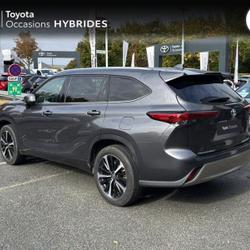 Toyota Highlander Hybrid 248ch Lounge AWD-I Distr&eacute;