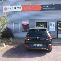 Peugeot 3008 HYbrid4 2.0 E-HDI  ETG6 + ELECTRIC 37CH Br&eacute;al-sous-Montfort