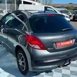 Peugeot 207 societe 1.4 HDI 68 SOCIETE 2Places Ph.2 CLIM Attel. DISTRI Neuve M&eacute;rignac