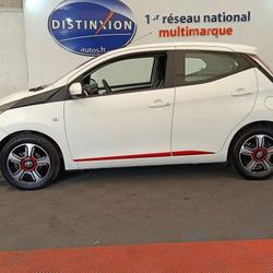 Toyota Aygo 1.0 VVT-i x-play &Eacute;tr&eacute;chy