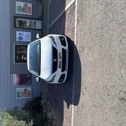 Peugeot 308 II Phase 2 1.5 BLUEHDI 130CH S&S  ACTIVE BUSINESS EAT8 Br&eacute;al-sous-Montfort