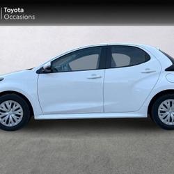 Toyota Yaris 120 VVT-i Dynamic 5p MY22 Salon-de-Provence