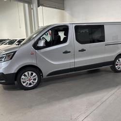 Renault Trafic L1H1 3T 2.0 Blue dCi 150ch Cabine Approfondie red edition Saint-Gr&eacute;goire