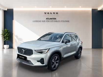 Volvo XC40 - XC40 B3 163 ch DCT7 Plus - 31 990 €