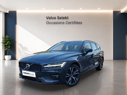 Volvo V60 - V60 Micro hybride essence B4 197 ch DCT7 Ultra Style Dark - 43 990 €