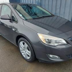 Opel Astra 1.7 CDTI110 FAP ENJOY Vern-sur-Seiche