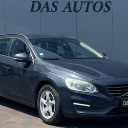Volvo V60 D2 115ch Start&Stop Momentum occasion - Saint-L&eacute;ger-de-Lini&egrave;res - photo 2/22