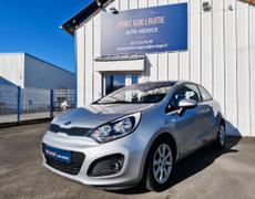 Kia Rio - III 1.1 CRDI 75ch - 6 990 €