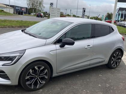 Renault Clio - Clio TCe 100 X-Tronic Intens - 13 490 €