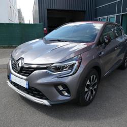 Renault Captur TECHNO 1.6 E-TECH HYBRID 145 CV BVA6 Vitr&eacute;