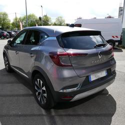Renault Captur TECHNO 1.6 E-TECH HYBRID 145 CV BVA6 Vitr&eacute;
