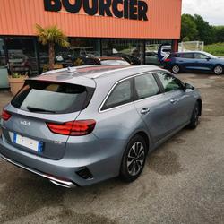 Kia Cee'd 1.6 GDi 141 ch DCT6 ACTIVE Hybride rechargeable La Montagne