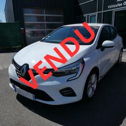 Renault Clio 5 BUSINESS 1.6 E-TECH HYBRID 140 cv EDC Vitr&eacute;